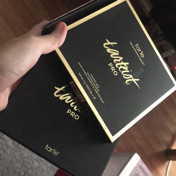 Tartiest pro eyeshadow pallete - Picture 1 of 6